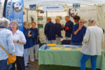 Belle affluence au stand de l'association (2/3)